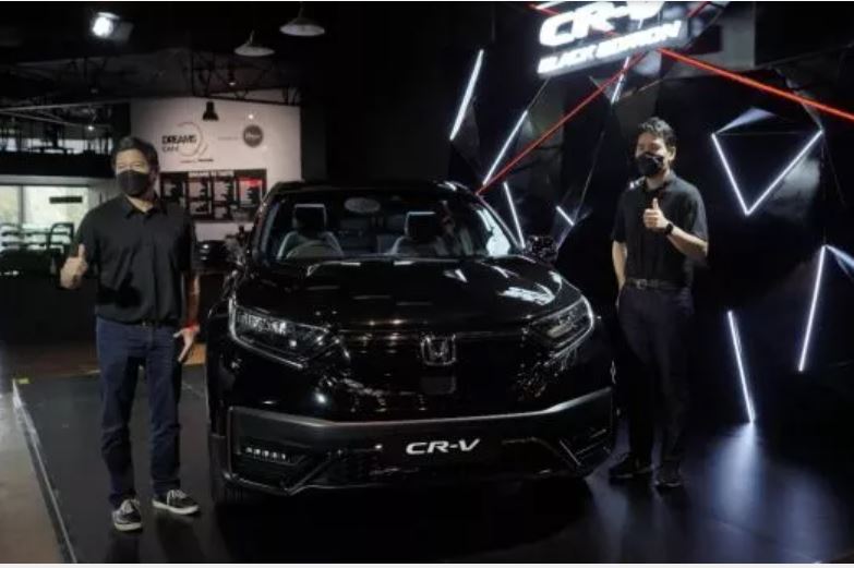 Mobil Honda CR-V Black Edition