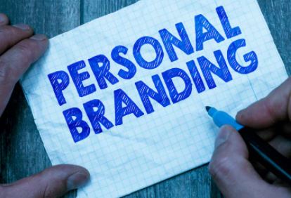 Lima Manfaat Personal Branding