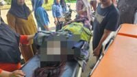 Korban meninggal dunia usai menderita luka tikam di bagian perut. Kejadiannya di Desa Muaro Panco Timur Renah Pembarap. Jum'at (15/12/2023).